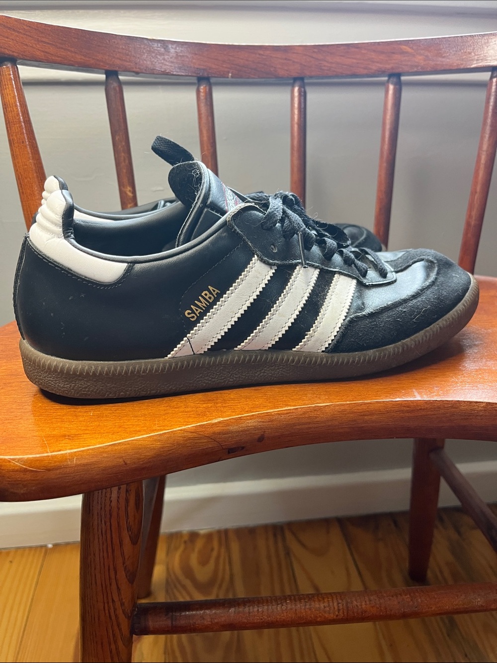 adidas Samba OG Men’s Size 9 Black White Gum Sole Sneakers GUC
